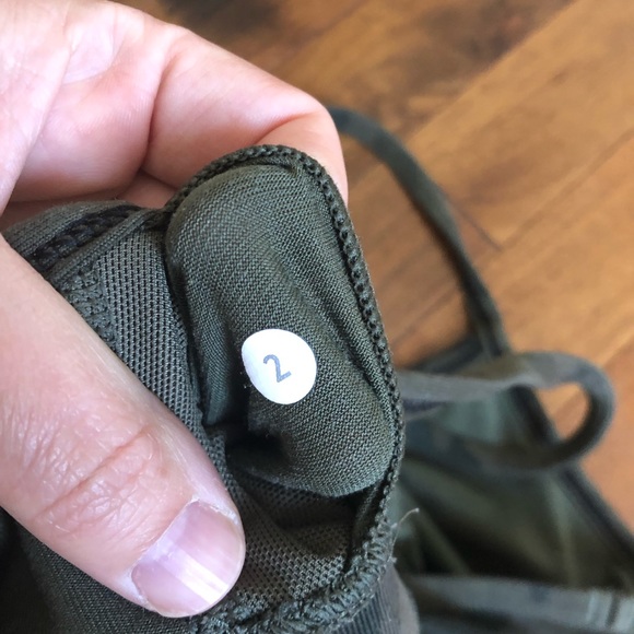 lululemon athletica Camouflage Sports Bra - Green - Picture 4 of 5